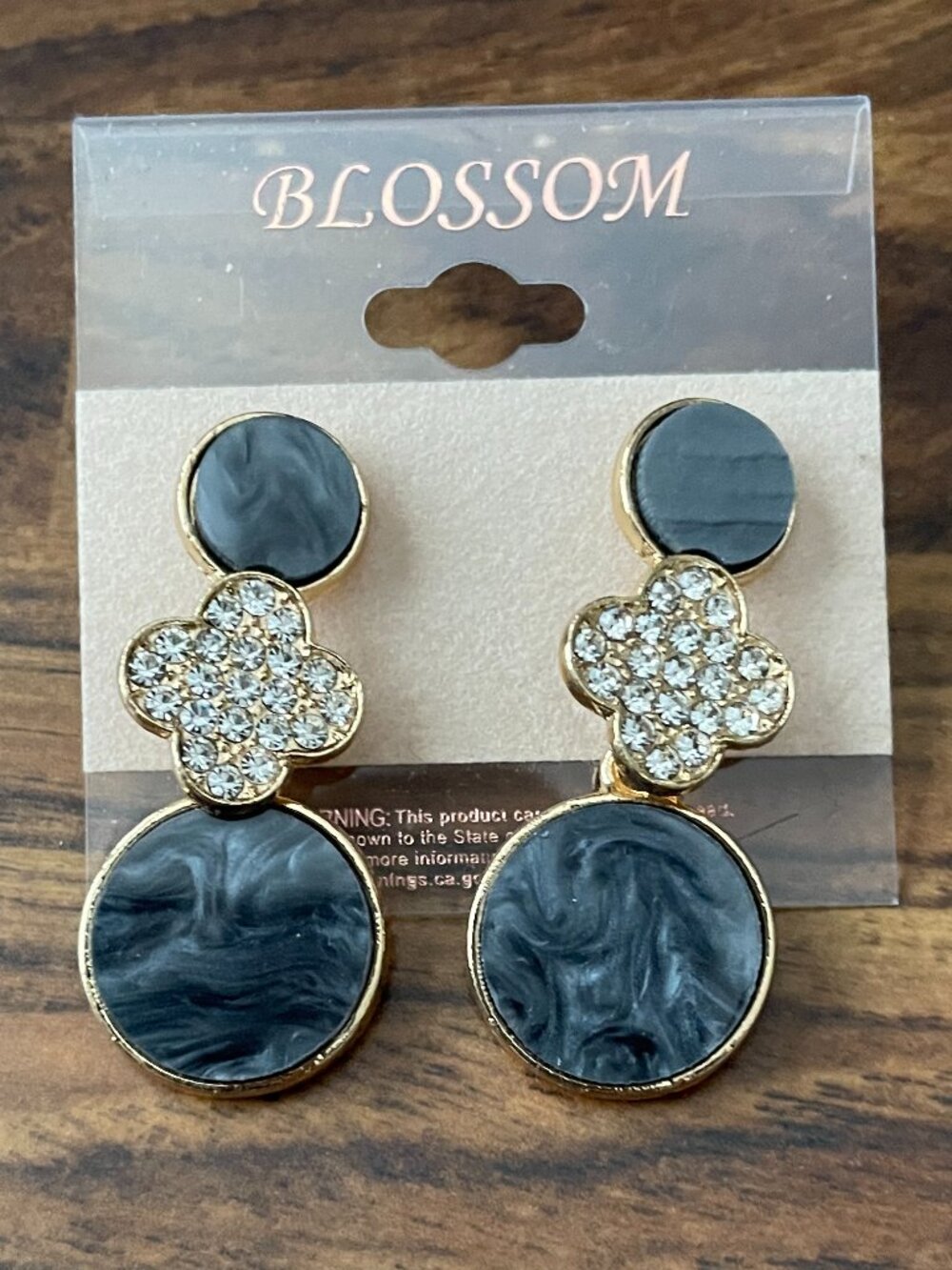 Blossom brand drop earrings feature black marbled circle and clover-NWT